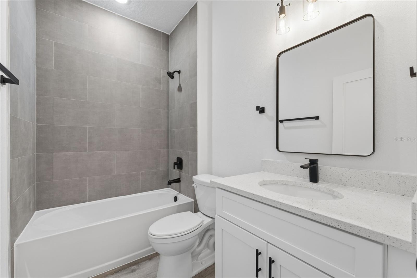 Image 21 of 26 For 7047 Lime Drive