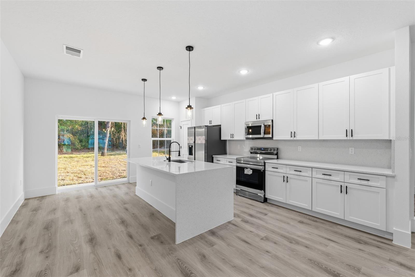 Image 9 of 26 For 7047 Lime Drive