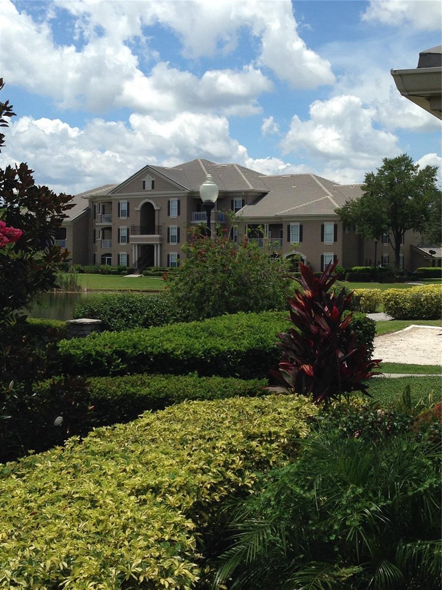 Image 18 of 23 For 14341 Fredricksburg Drive 1008