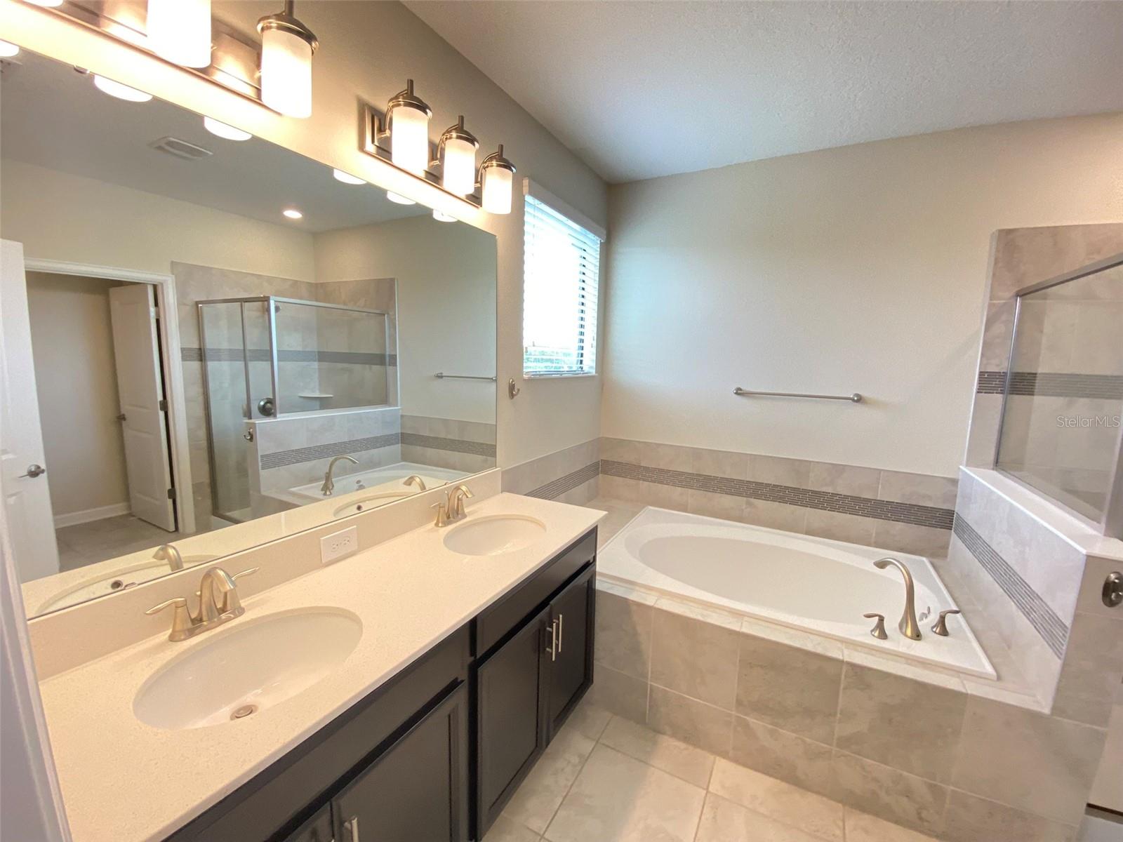 Image 18 of 32 For 11324 Whistling Pine Way