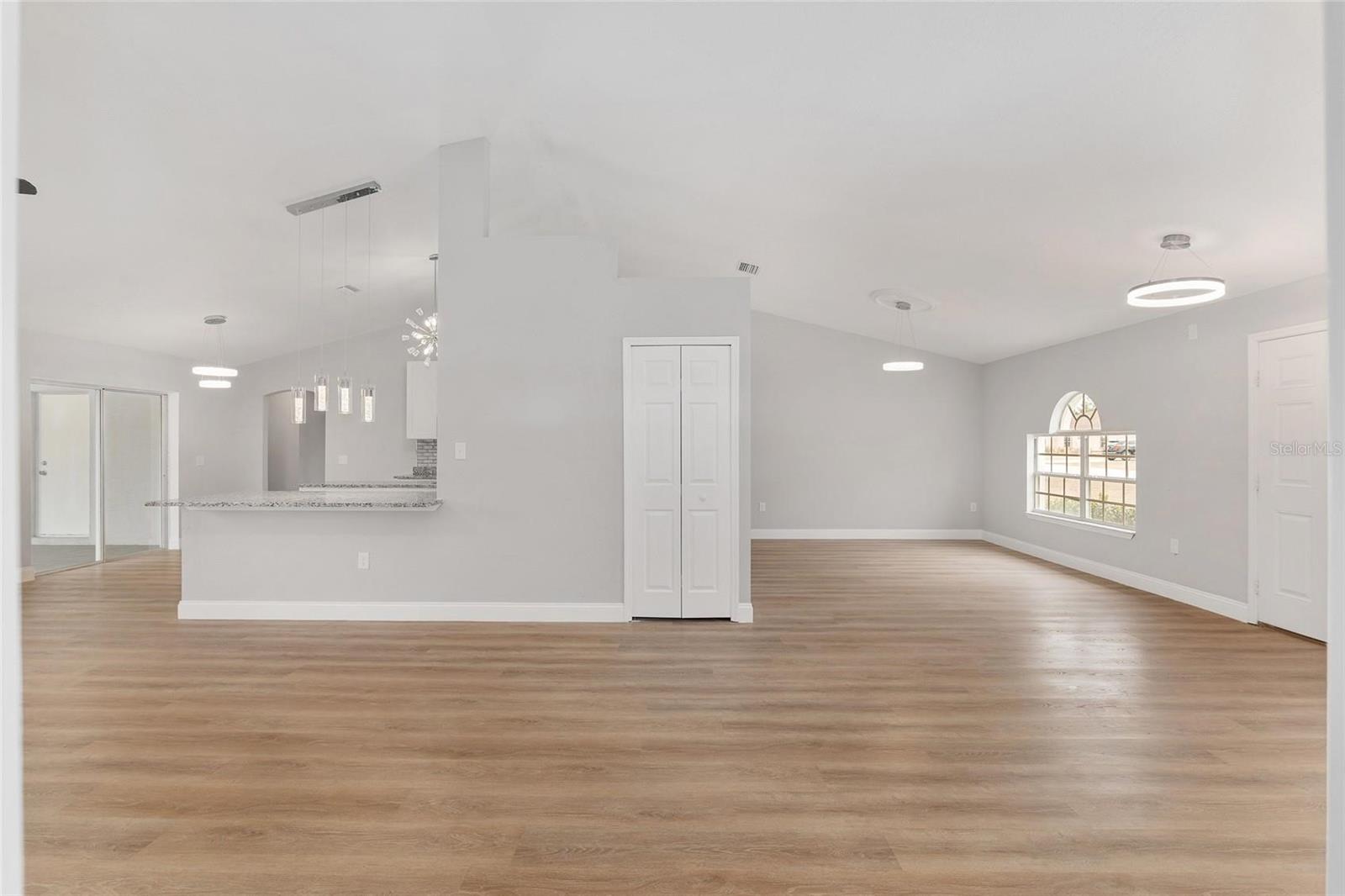 Image 10 of 38 For 4181 111th Place