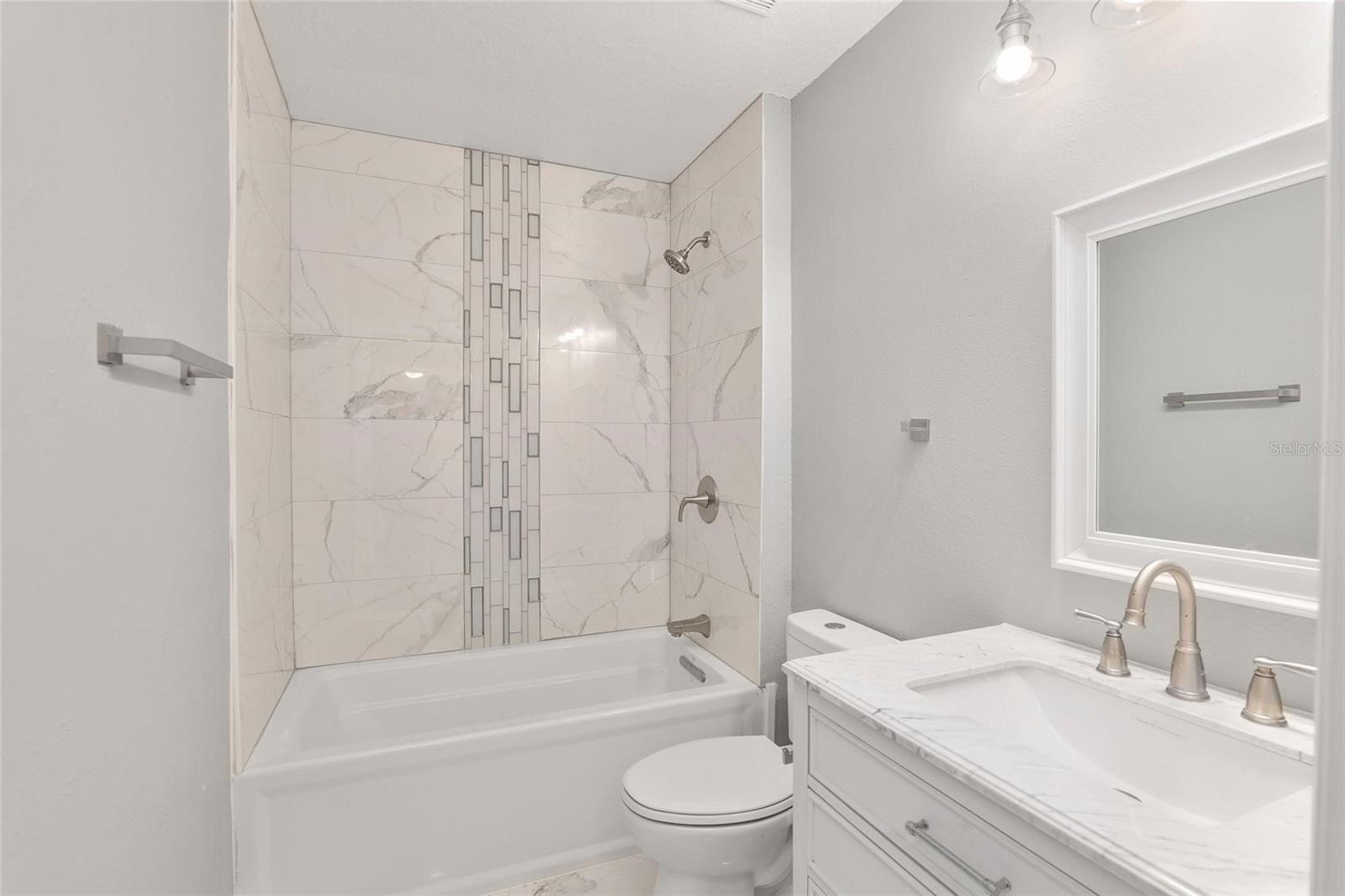 Image 15 of 38 For 4181 111th Place