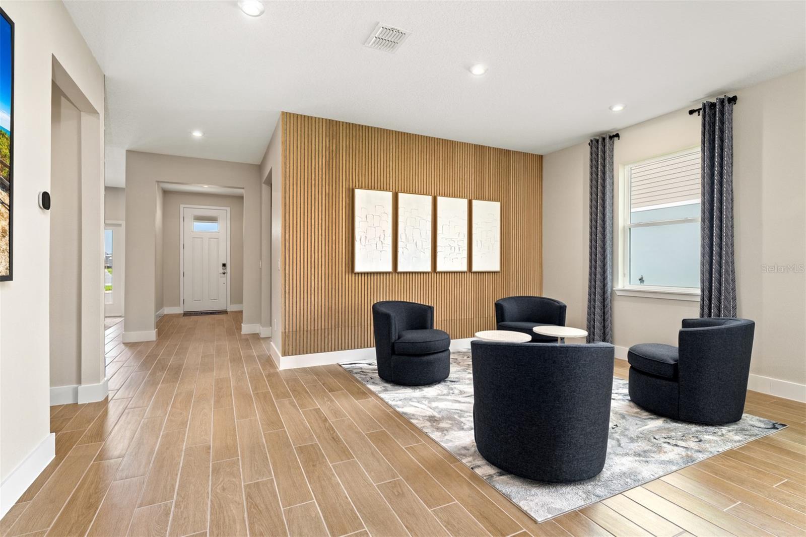 Image 3 of 13 For 462 Free Range Drive