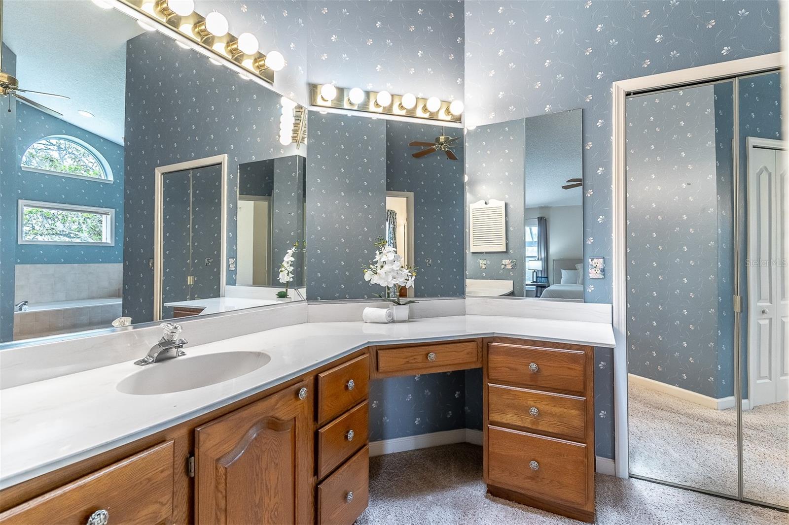 Image 18 of 37 For 2165 Blue Iris Place