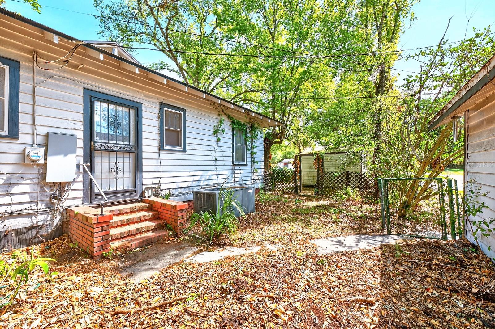 Image 48 of 50 For 1318 Park Avenue