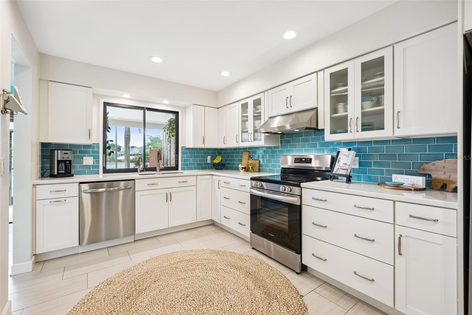 Image 7 of 25 For 3095 Bridgehampton Lane