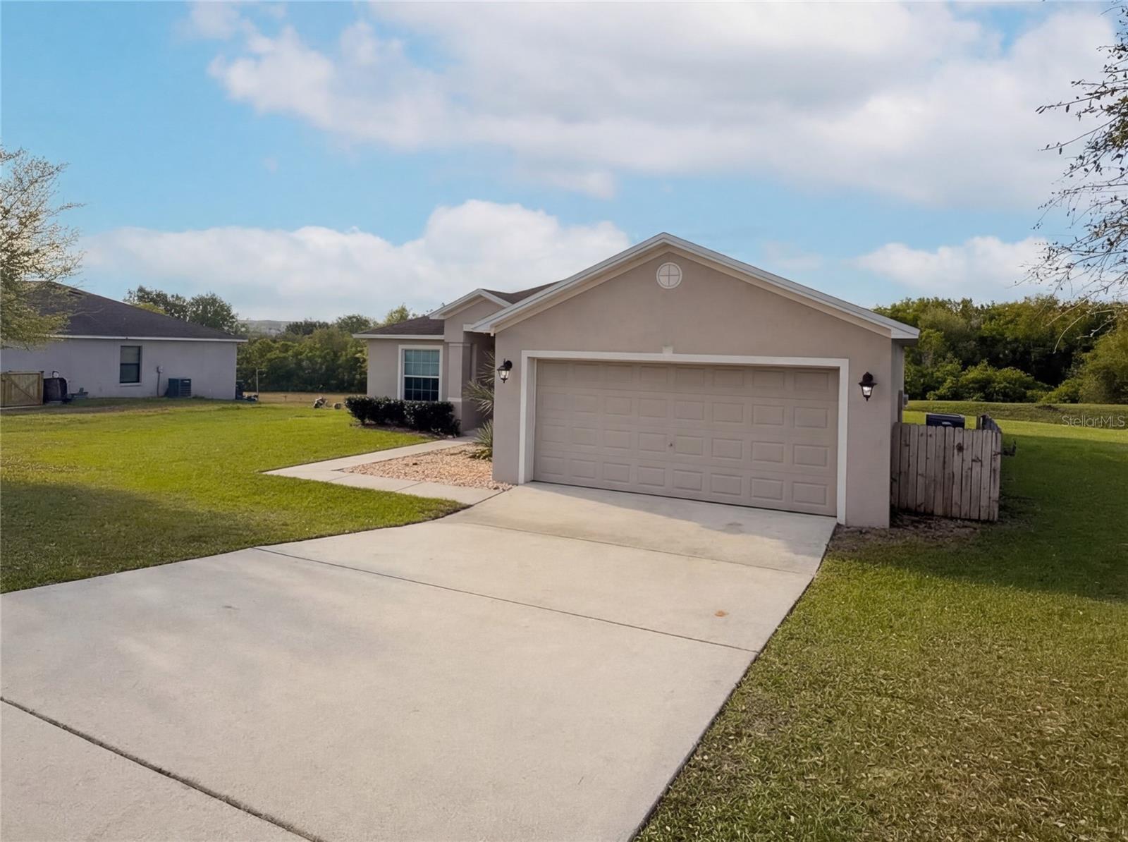 Image 6 of 21 For 264 Hidden Lake Lane