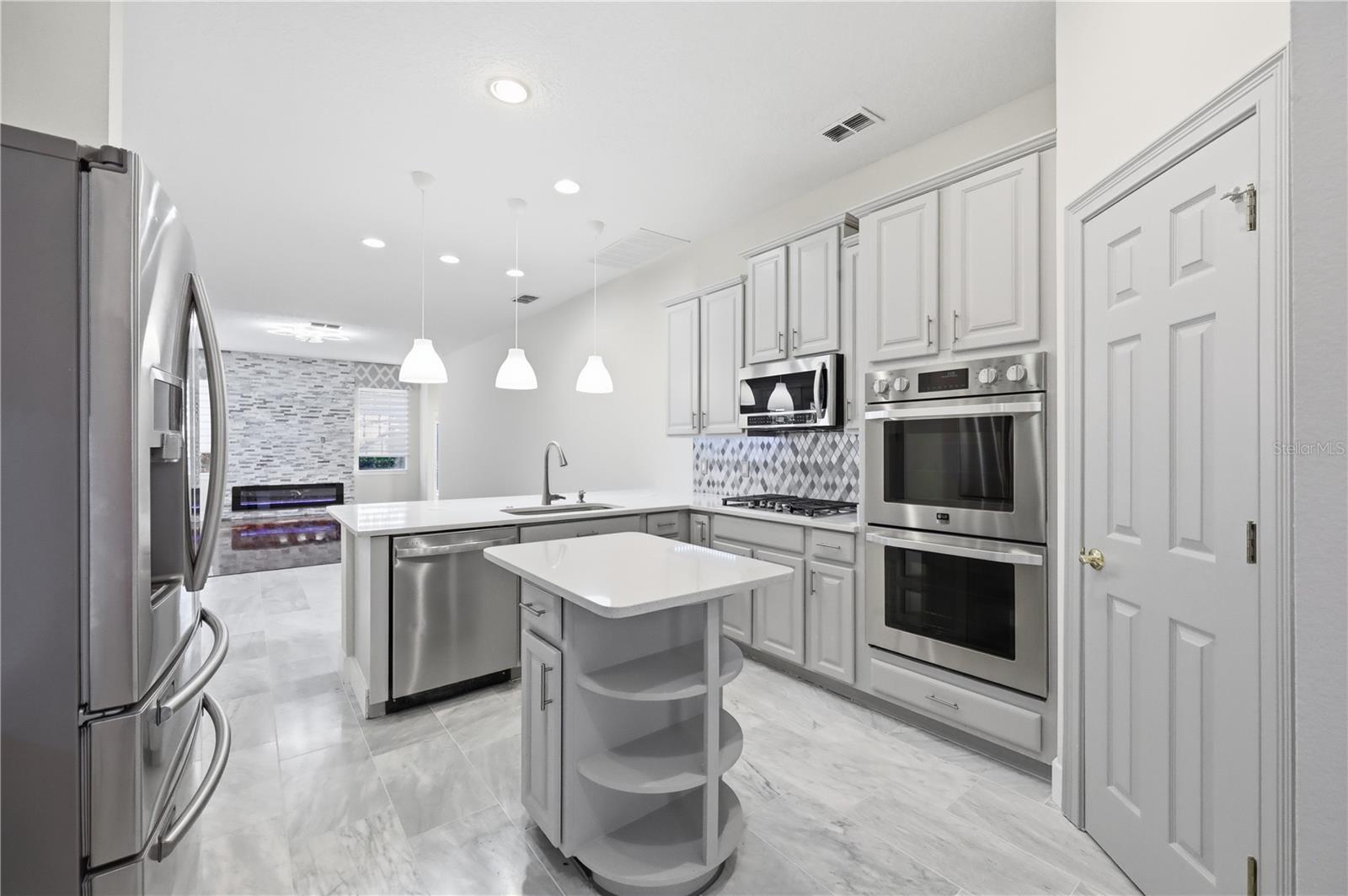 Image 23 of 68 For 11536 Claymont Circle