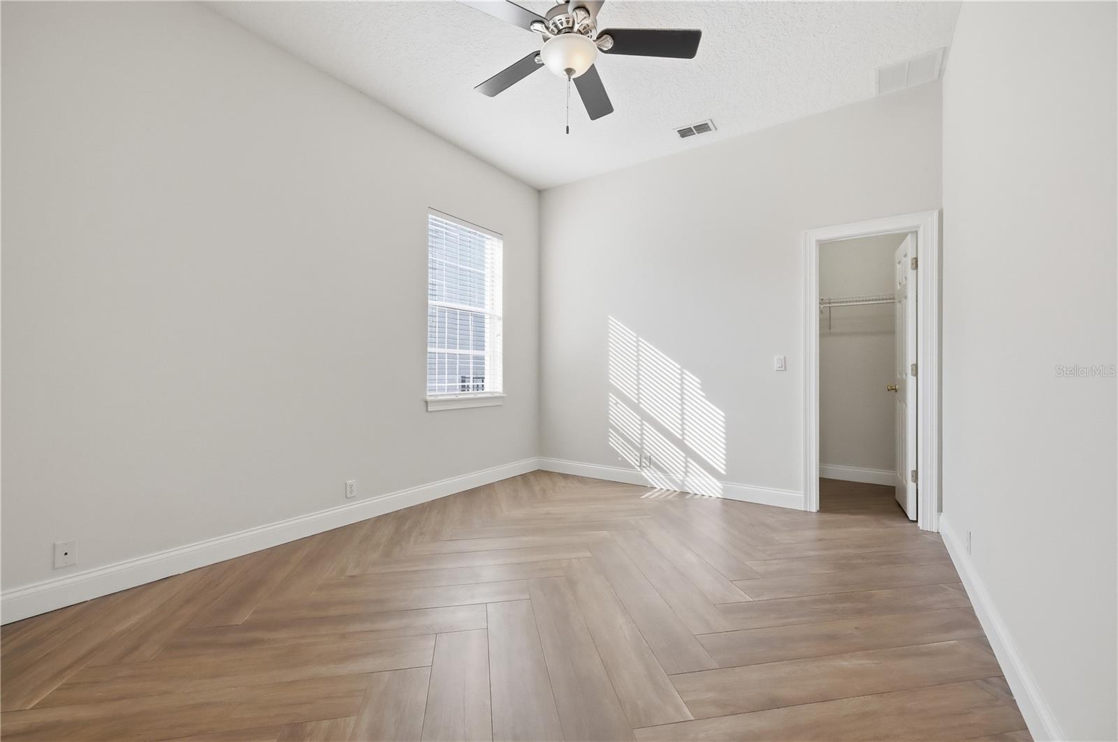 Image 41 of 68 For 11536 Claymont Circle