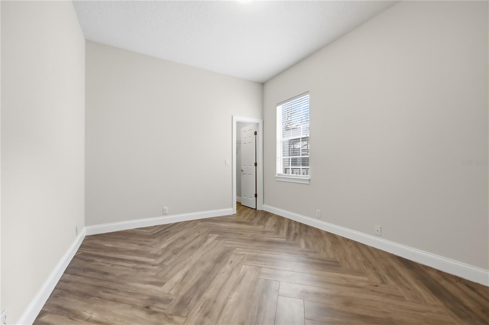 Image 47 of 68 For 11536 Claymont Circle