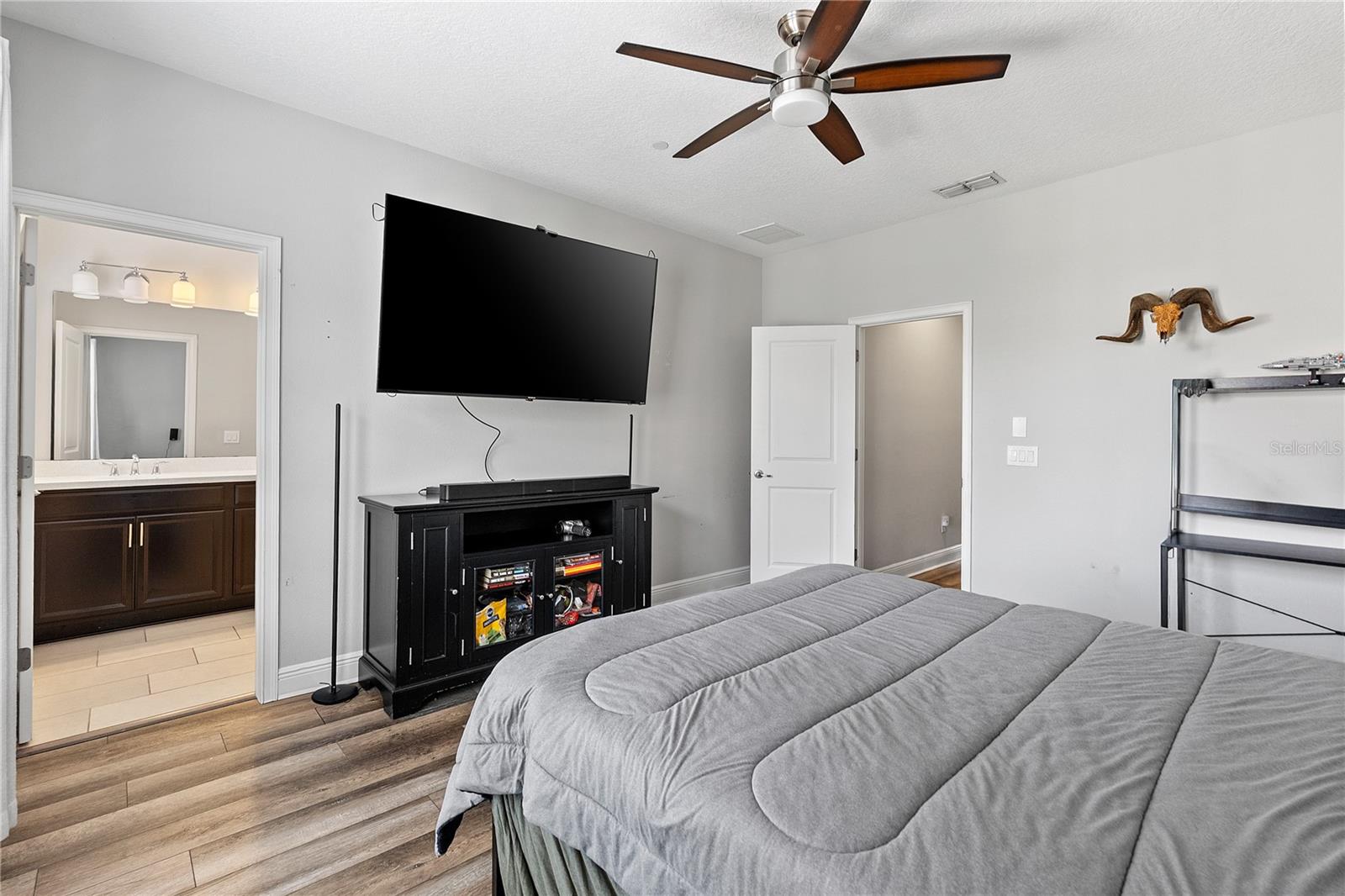 Image 29 of 44 For 2624 Lobelia Drive