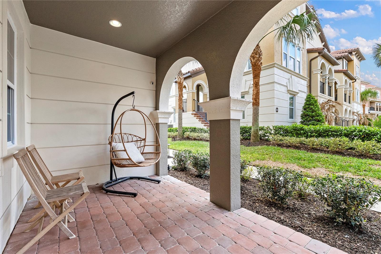 Image 5 of 44 For 2624 Lobelia Drive