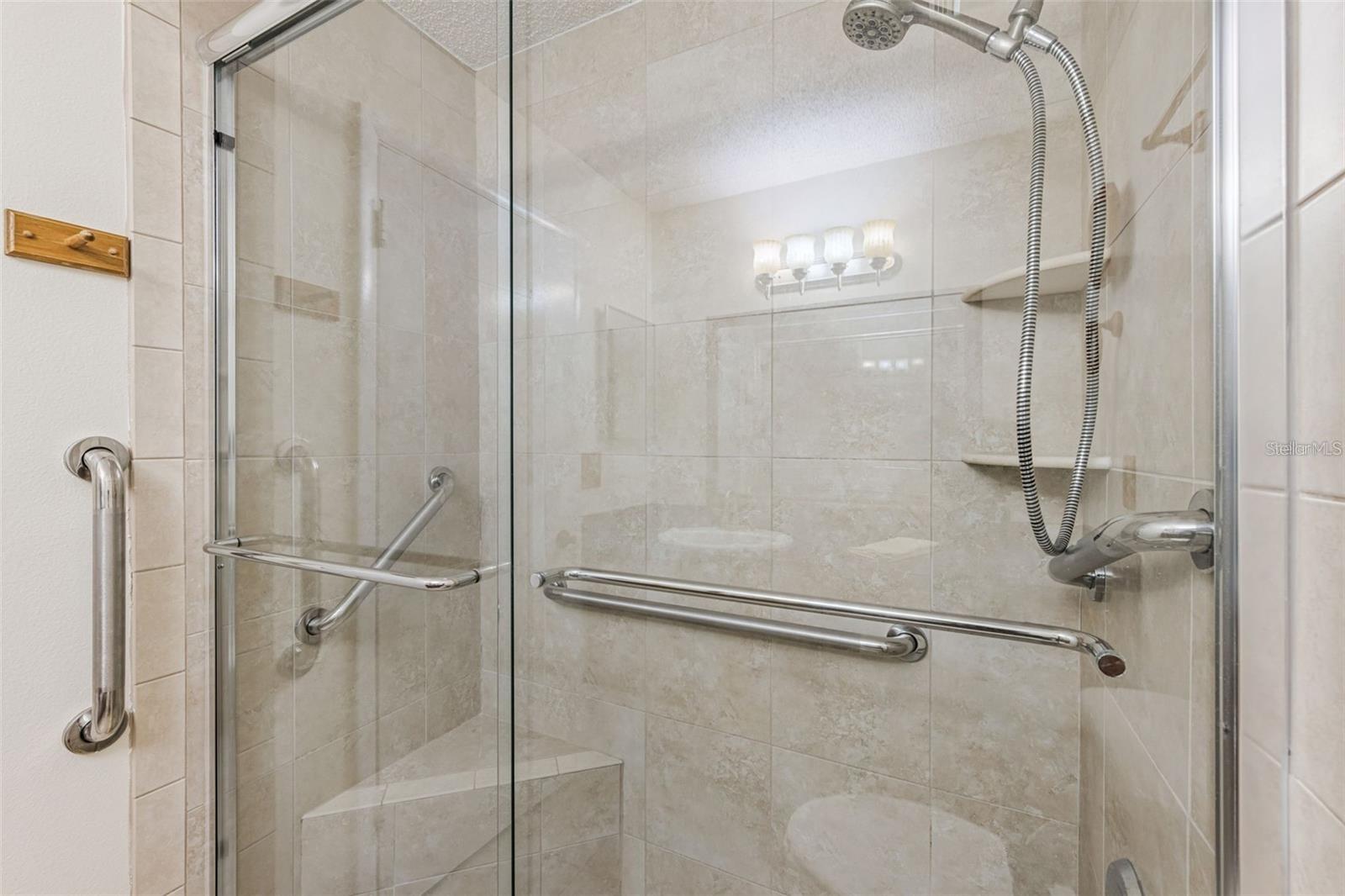 Image 10 of 21 For 508 Orange Drive 11