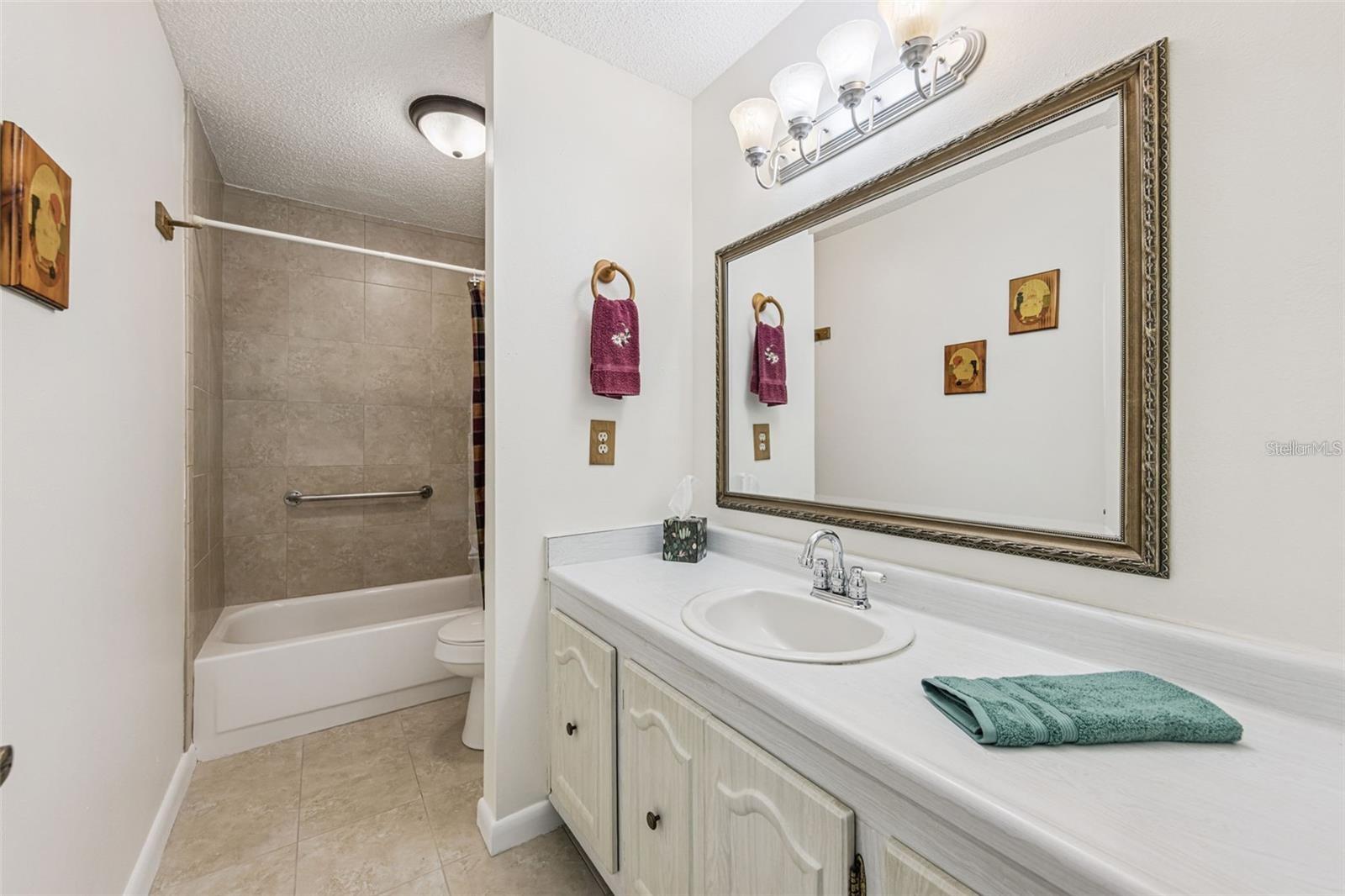 Image 12 of 21 For 508 Orange Drive 11