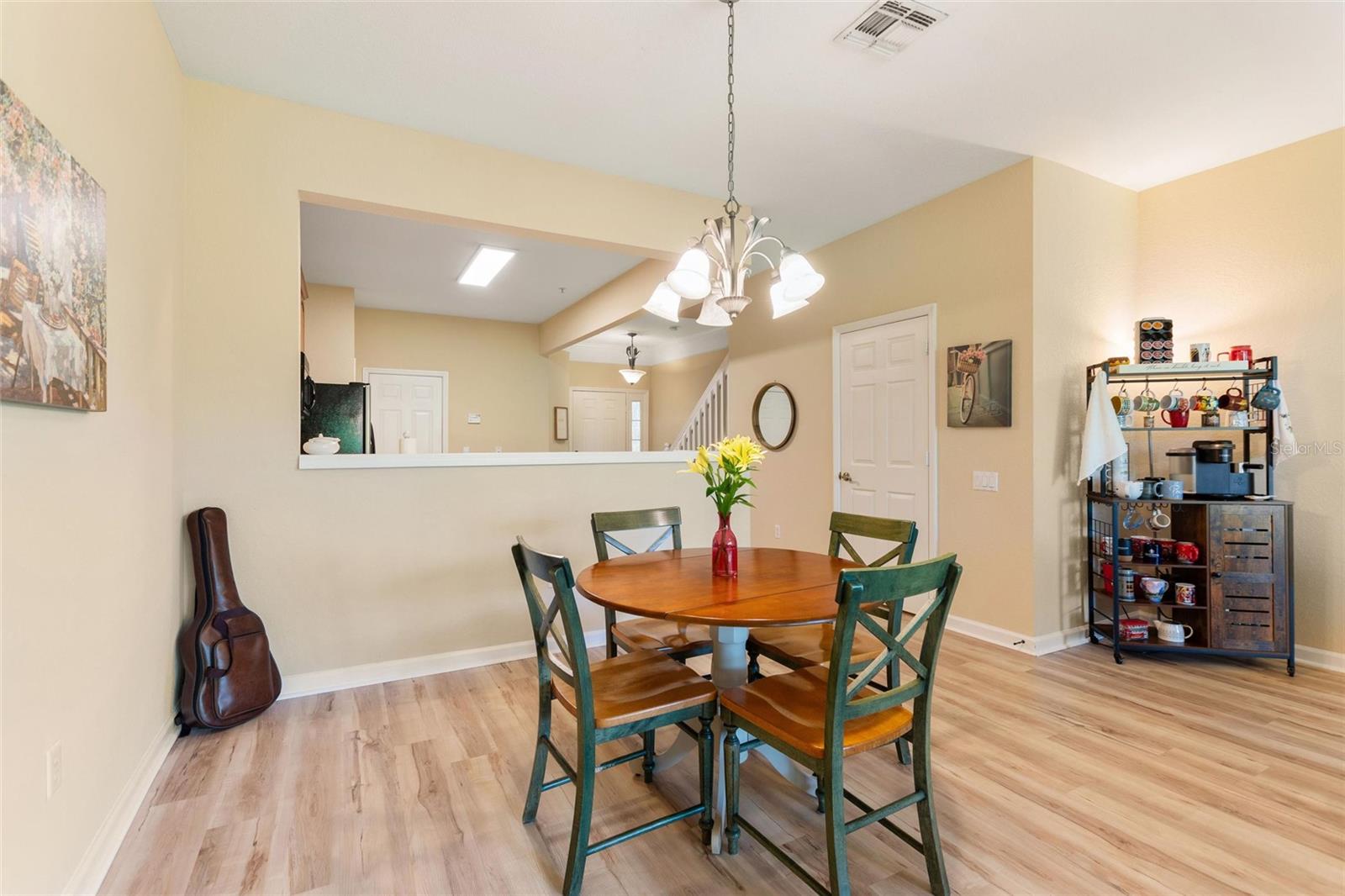 Image 12 of 43 For 6342 Daysbrook Drive 103