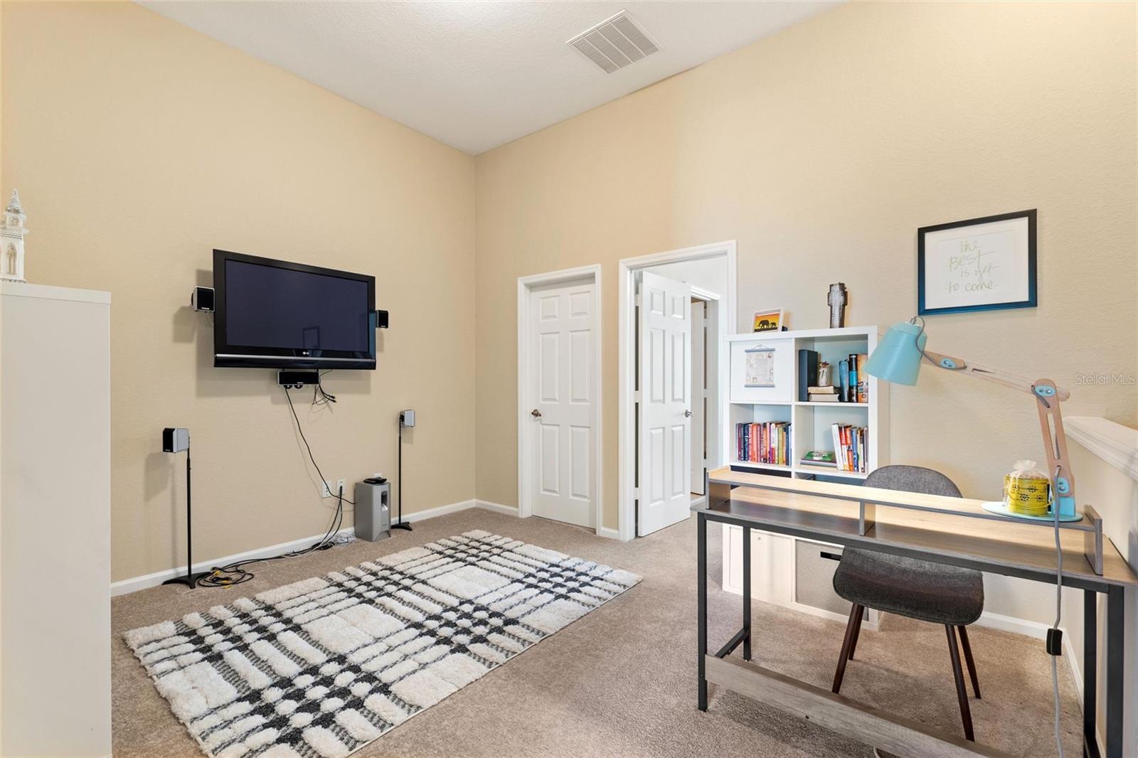 Image 16 of 43 For 6342 Daysbrook Drive 103