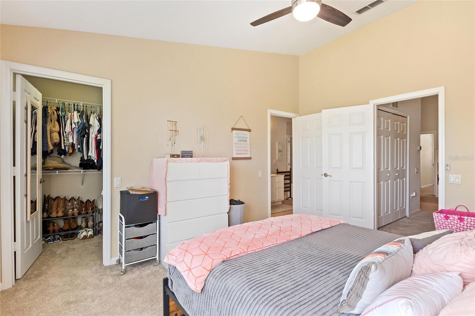 Image 21 of 43 For 6342 Daysbrook Drive 103