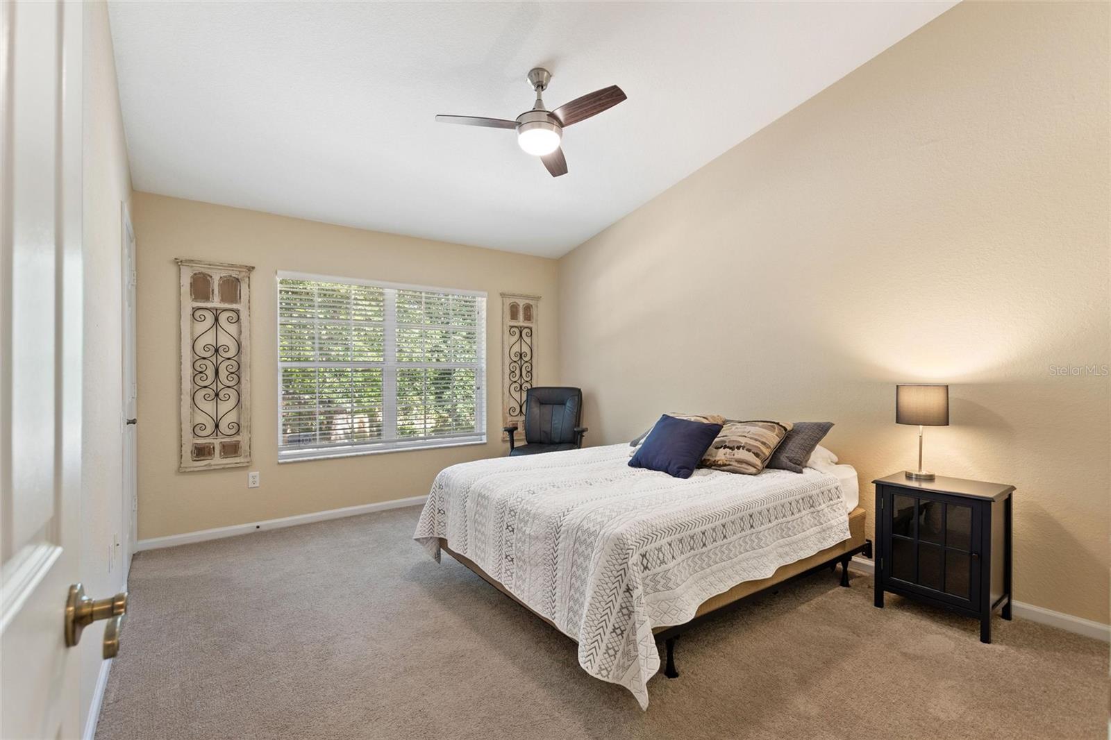 Image 23 of 43 For 6342 Daysbrook Drive 103