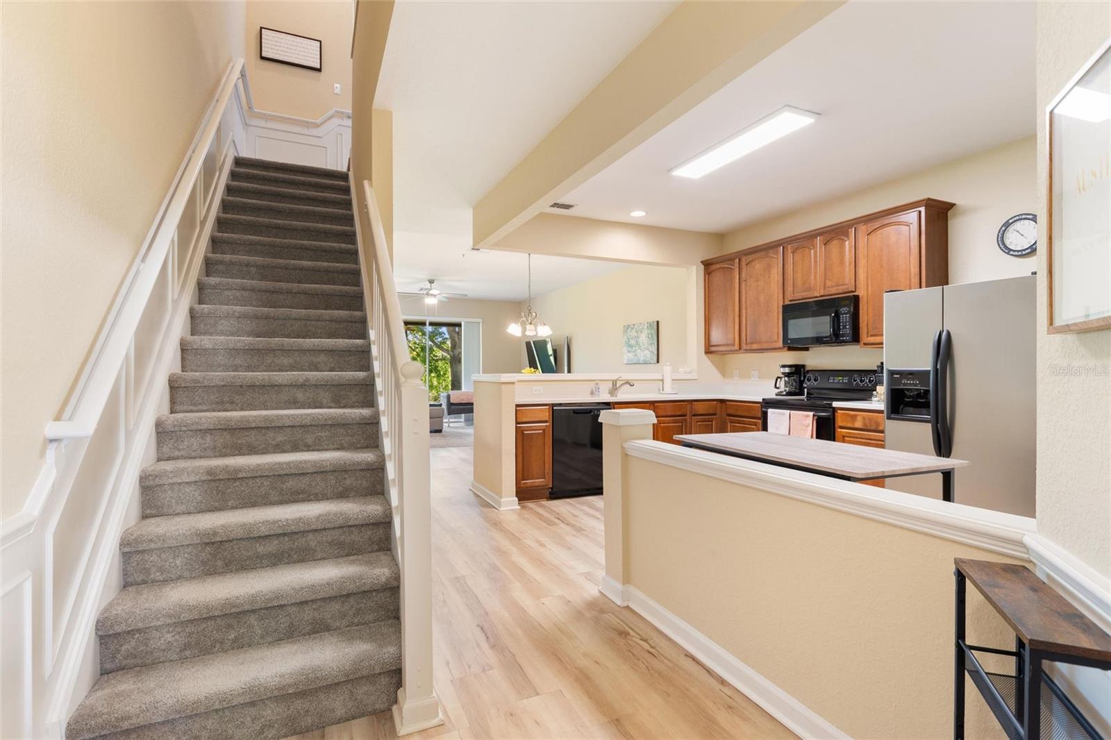 Image 5 of 43 For 6342 Daysbrook Drive 103