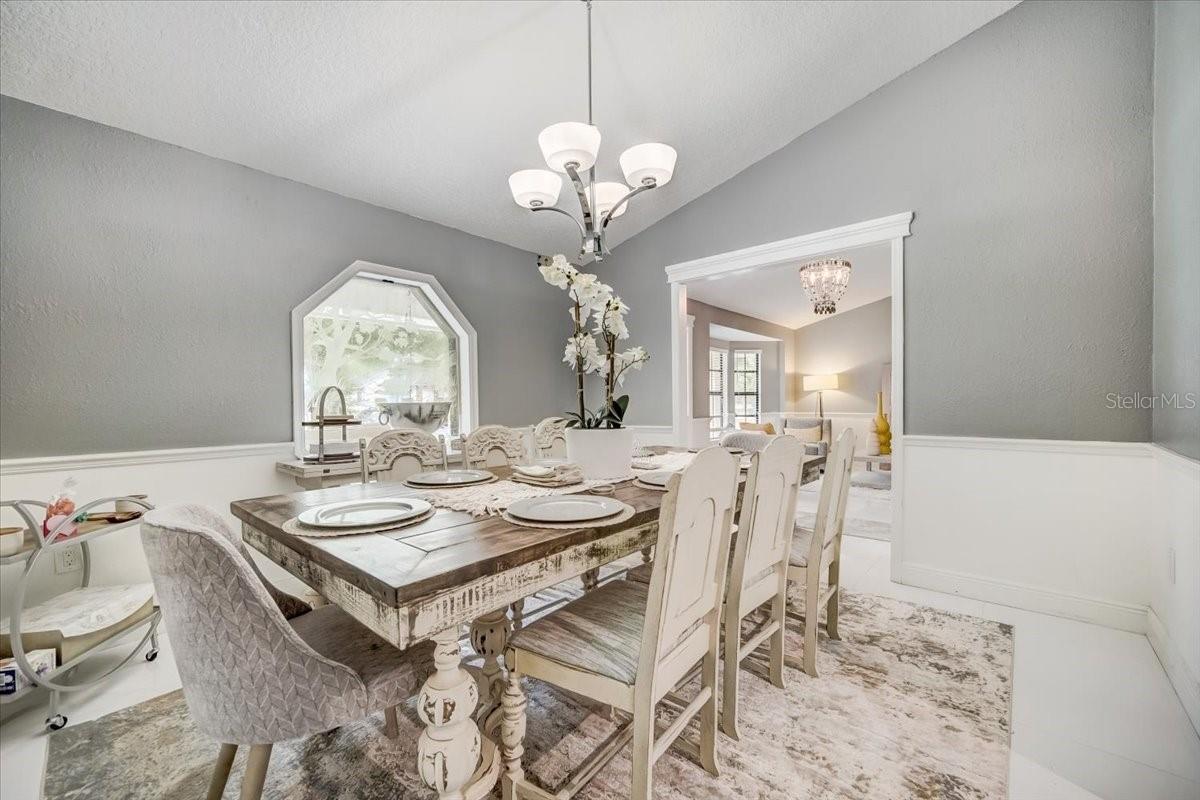 Image 10 of 71 For 7233 Branchtree Drive