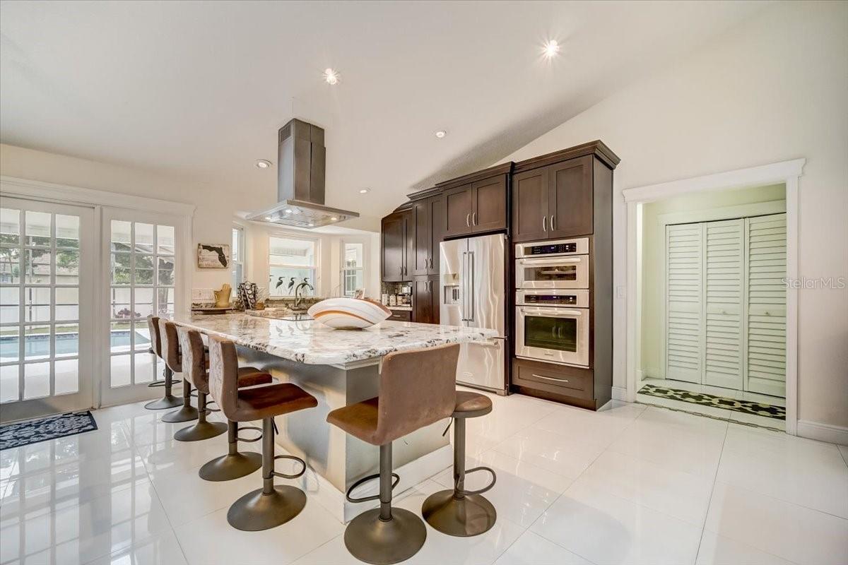 Image 15 of 71 For 7233 Branchtree Drive