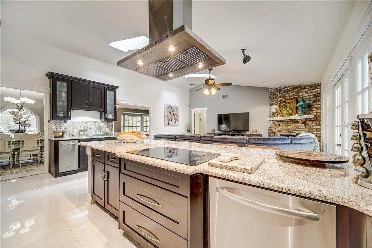 Image 19 of 71 For 7233 Branchtree Drive