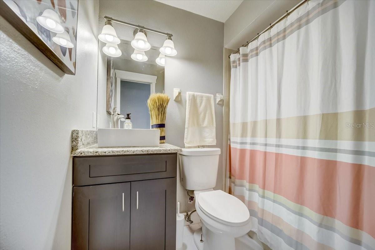 Image 27 of 71 For 7233 Branchtree Drive