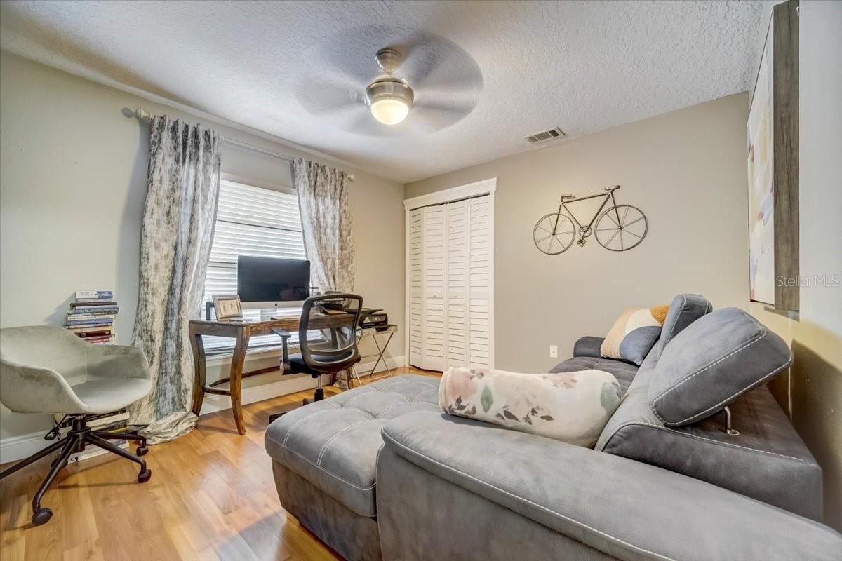 Image 28 of 71 For 7233 Branchtree Drive