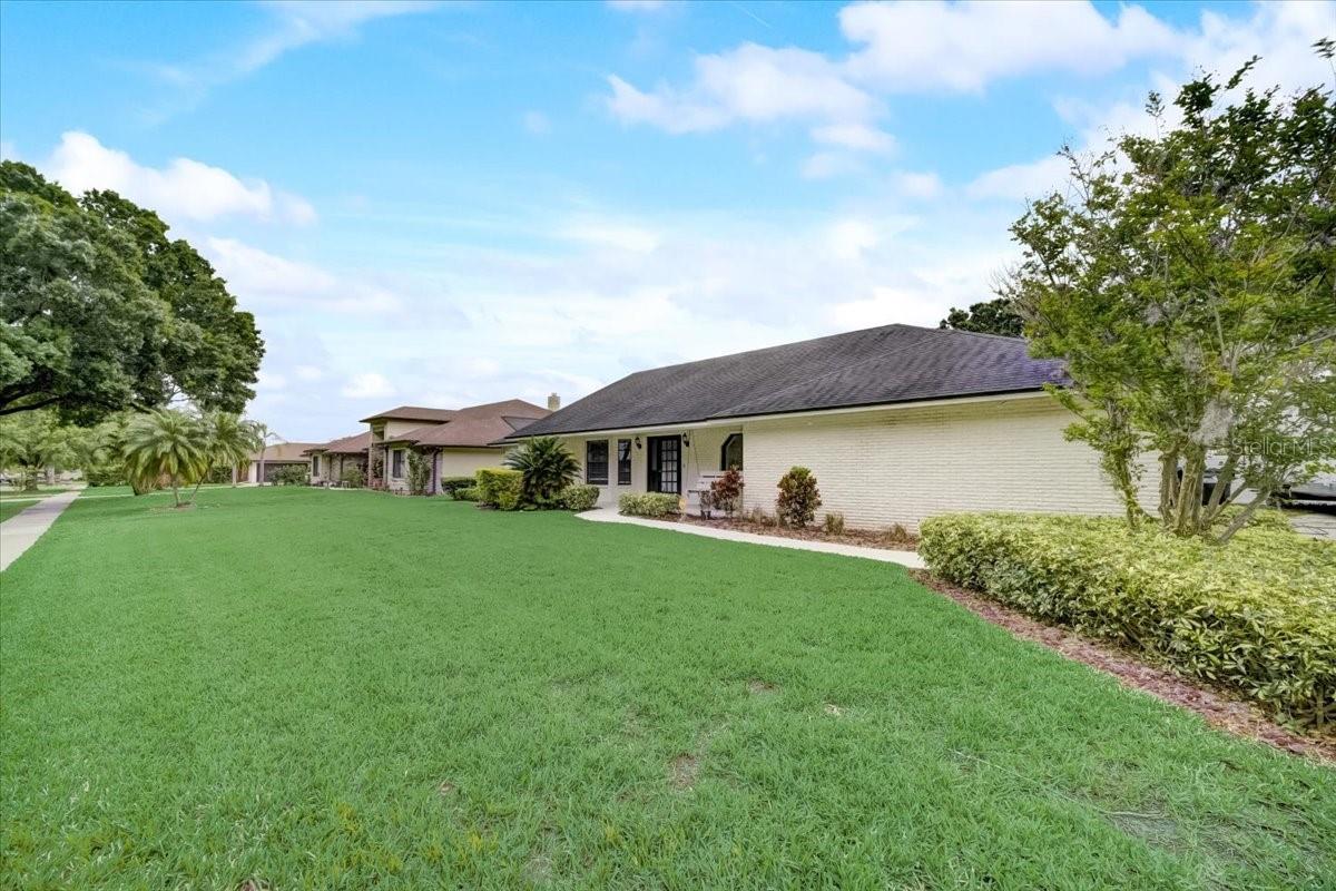 Image 3 of 71 For 7233 Branchtree Drive