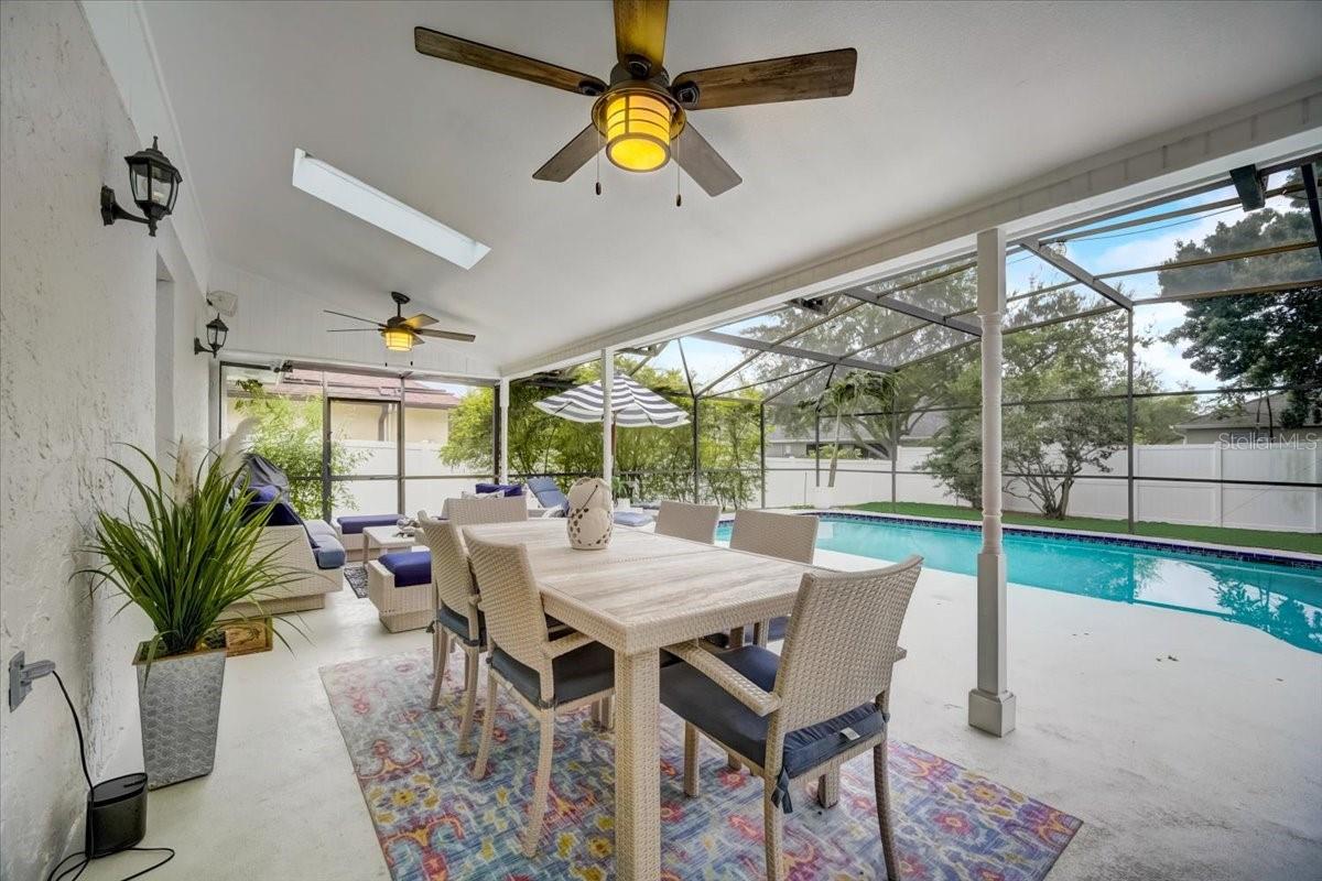 Image 43 of 71 For 7233 Branchtree Drive