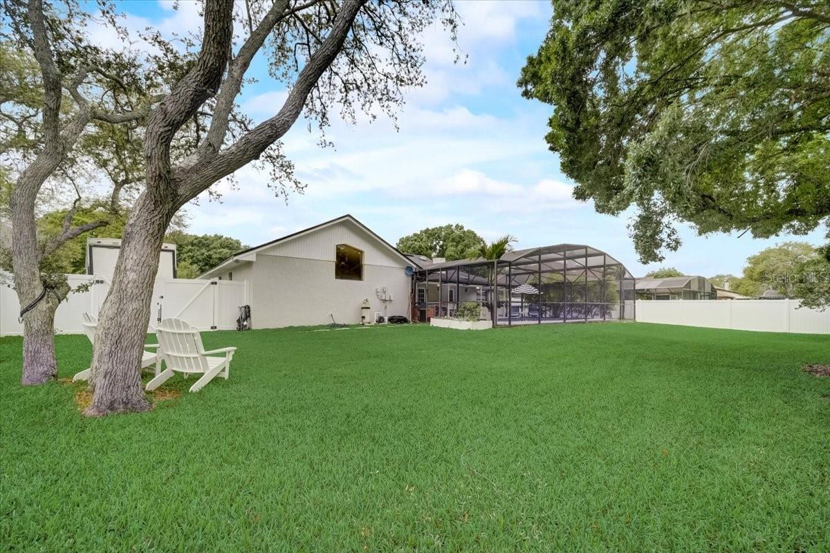 Image 51 of 71 For 7233 Branchtree Drive