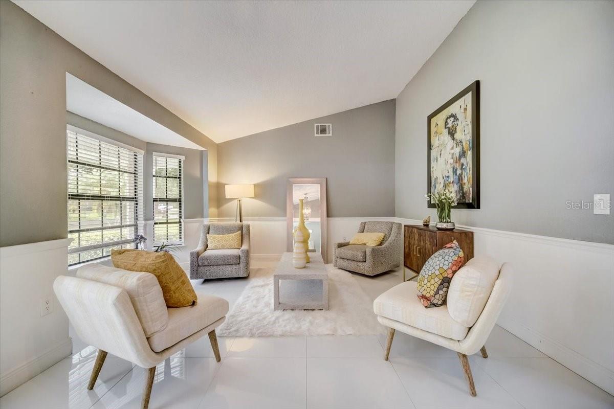 Image 7 of 71 For 7233 Branchtree Drive