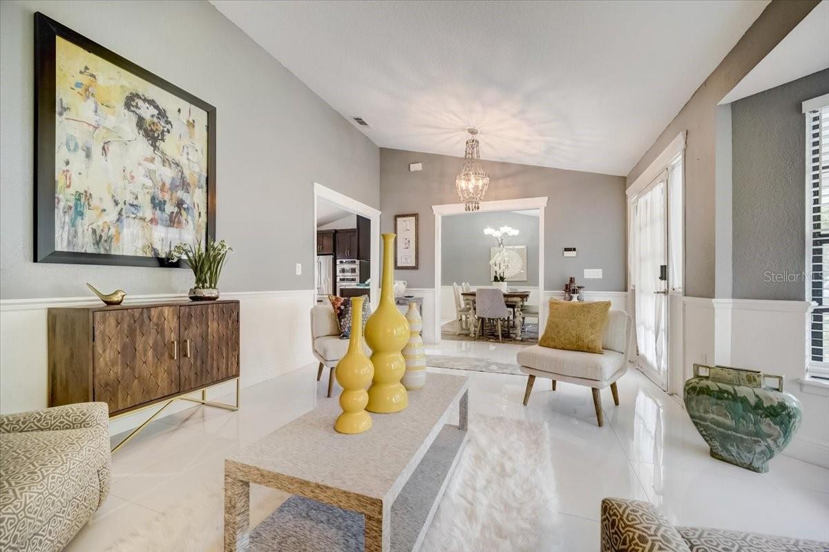 Image 9 of 71 For 7233 Branchtree Drive