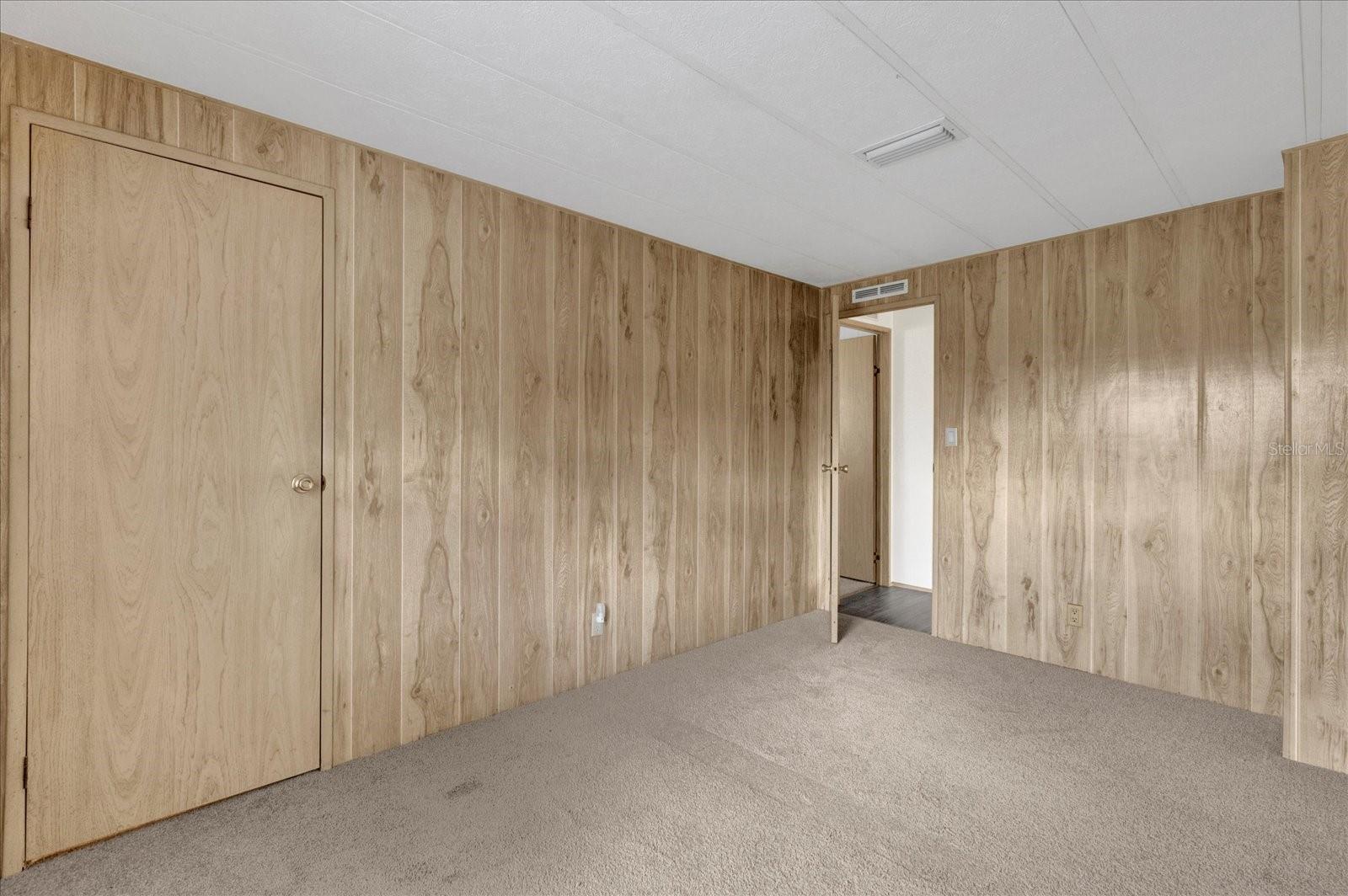 Image 17 of 52 For 415 Timber Trail