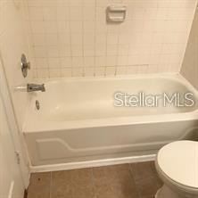 Listing photo id 9 for 365 Forestway Circle 306