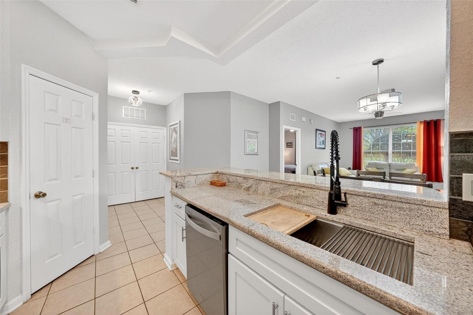 Image 15 of 62 For 2774 Almaton Loop 105