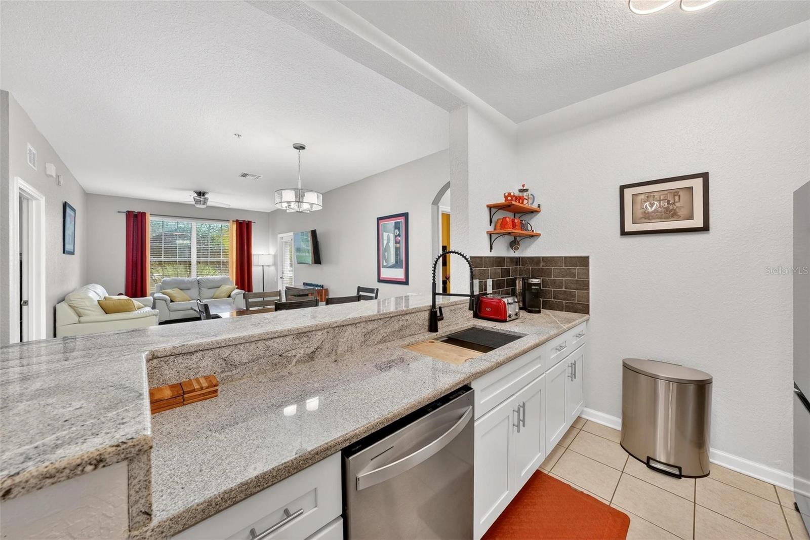 Image 16 of 62 For 2774 Almaton Loop 105