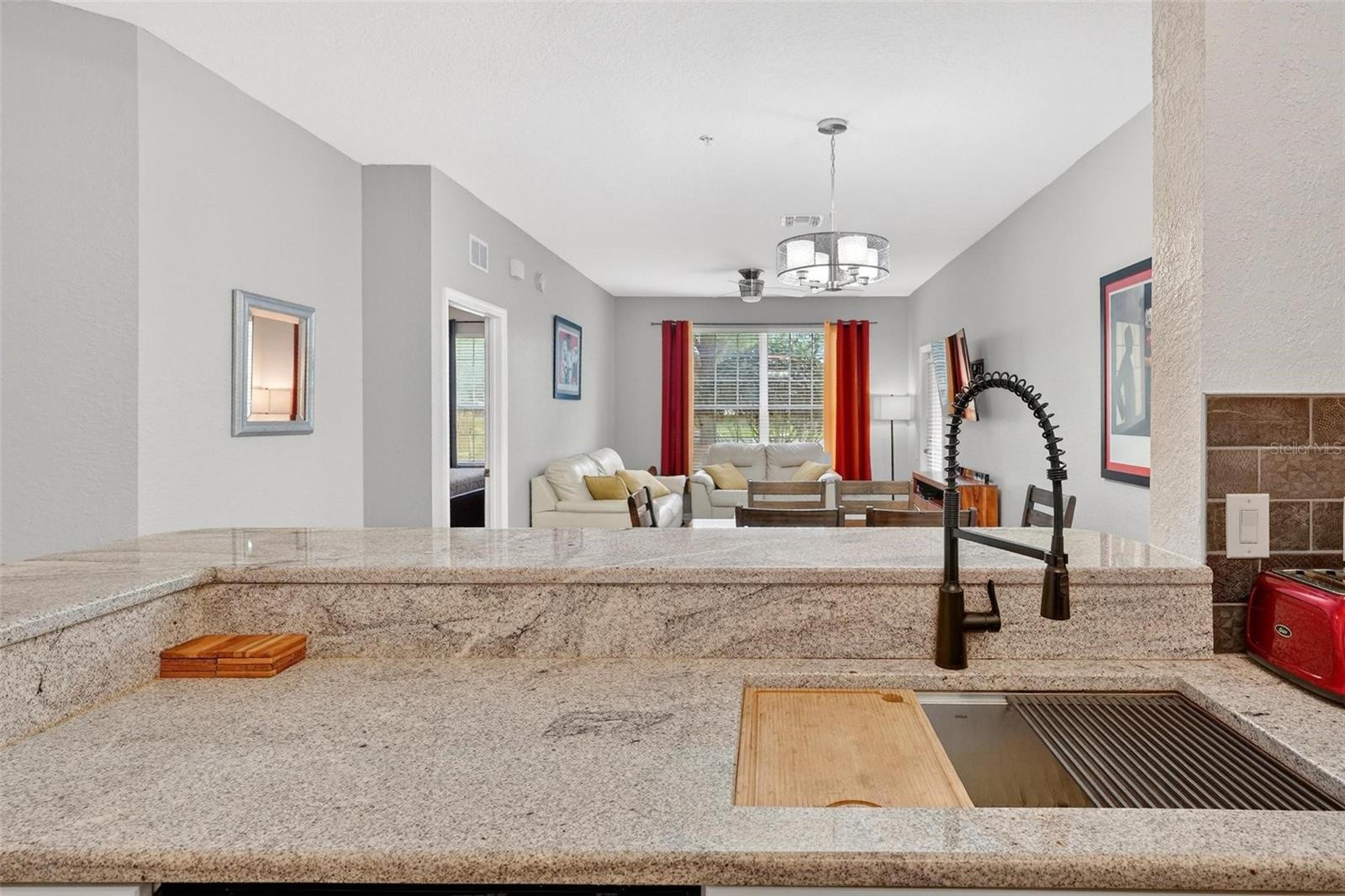 Image 18 of 62 For 2774 Almaton Loop 105