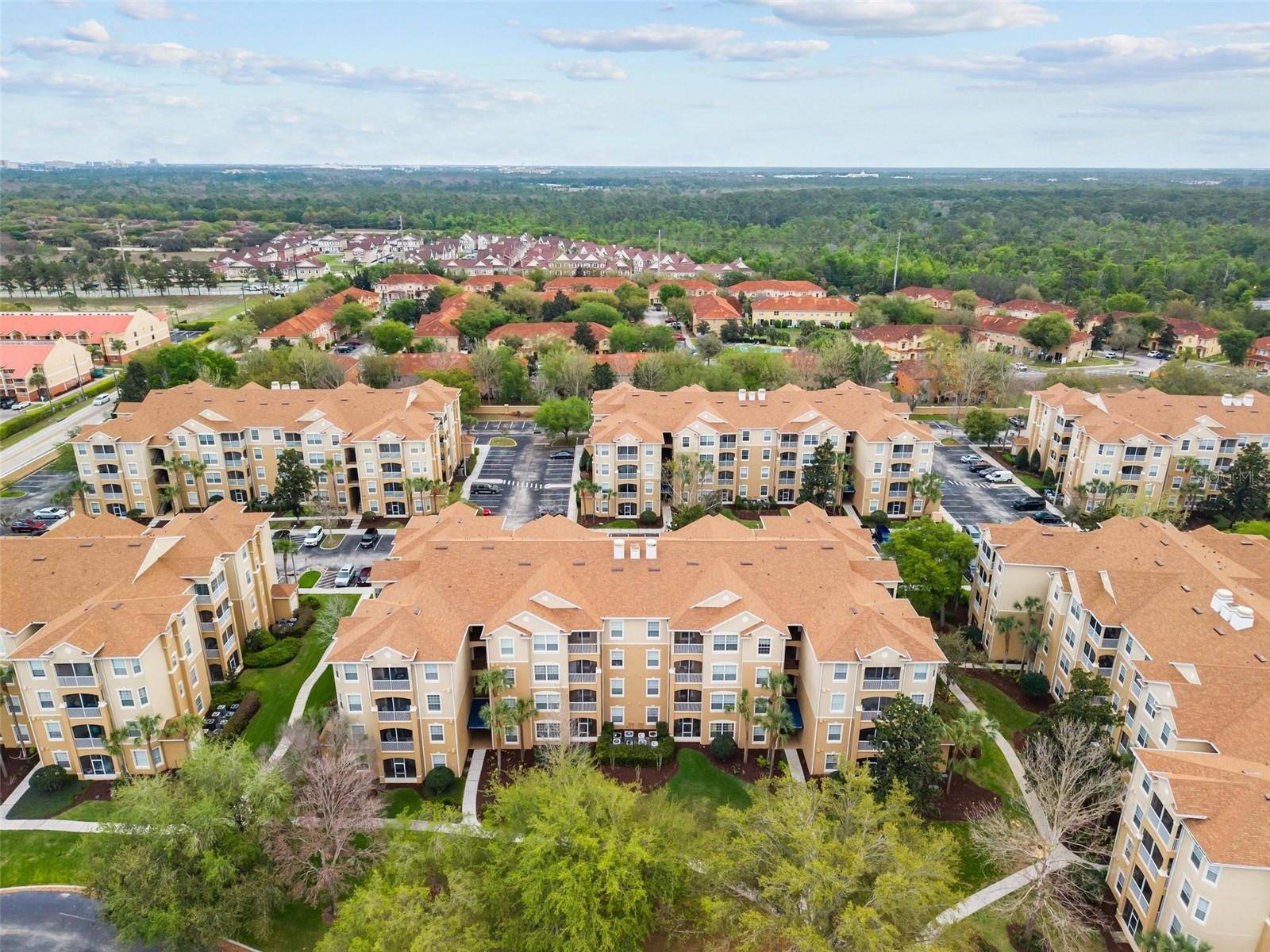 Image 2 of 62 For 2774 Almaton Loop 105