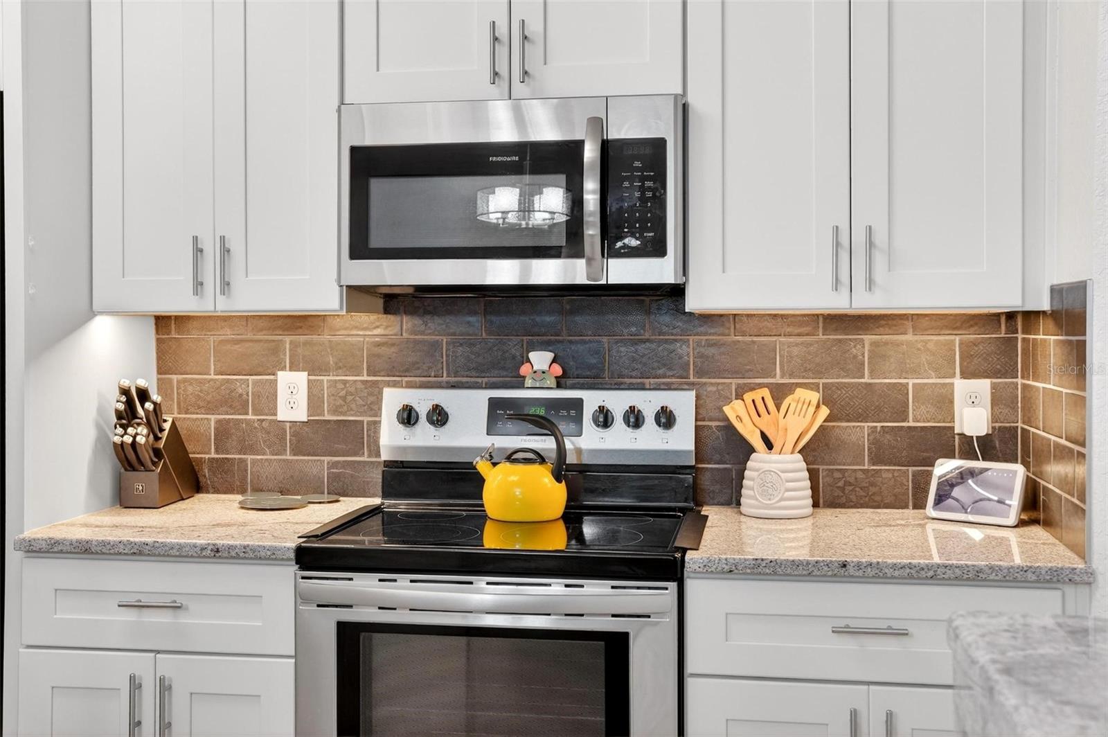 Image 20 of 62 For 2774 Almaton Loop 105