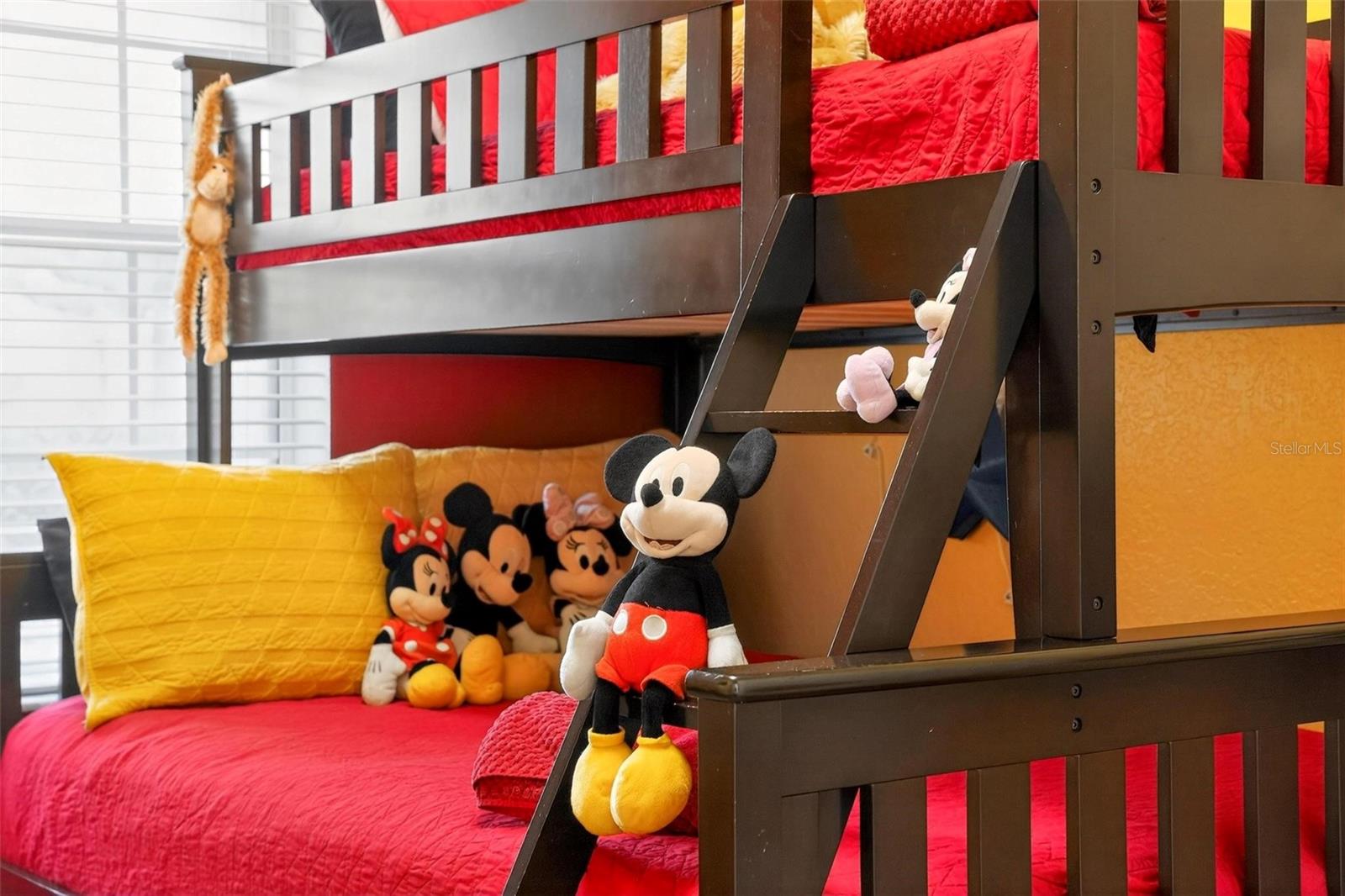 Image 37 of 62 For 2774 Almaton Loop 105