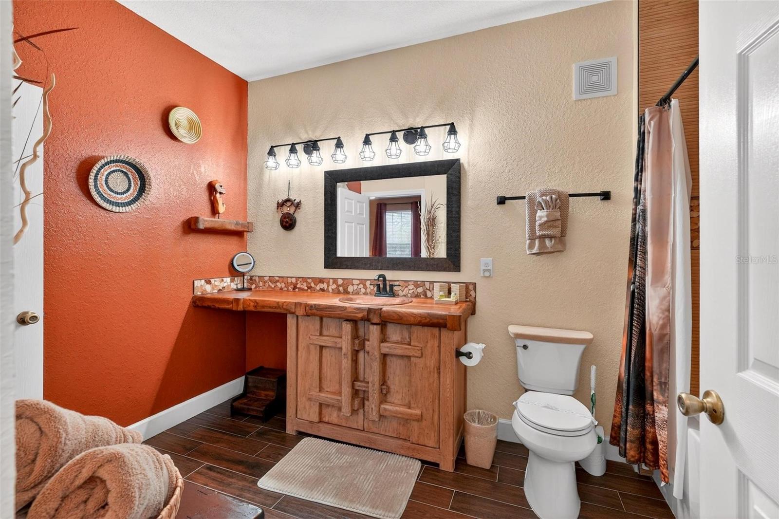 Image 42 of 62 For 2774 Almaton Loop 105