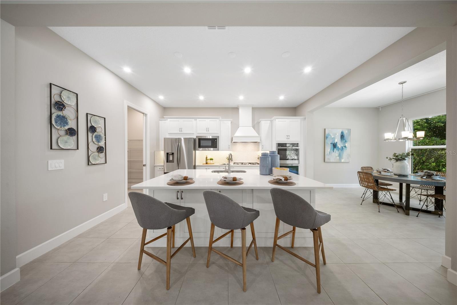 Image 13 of 53 For 10199 Brocksport Circle