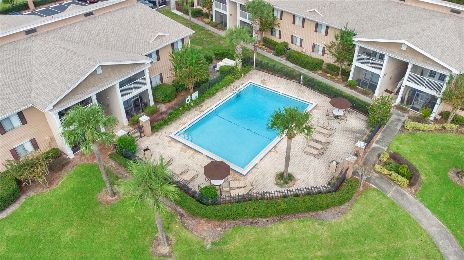 Image 19 of 20 For 145 Pearl Lake Causeway 202