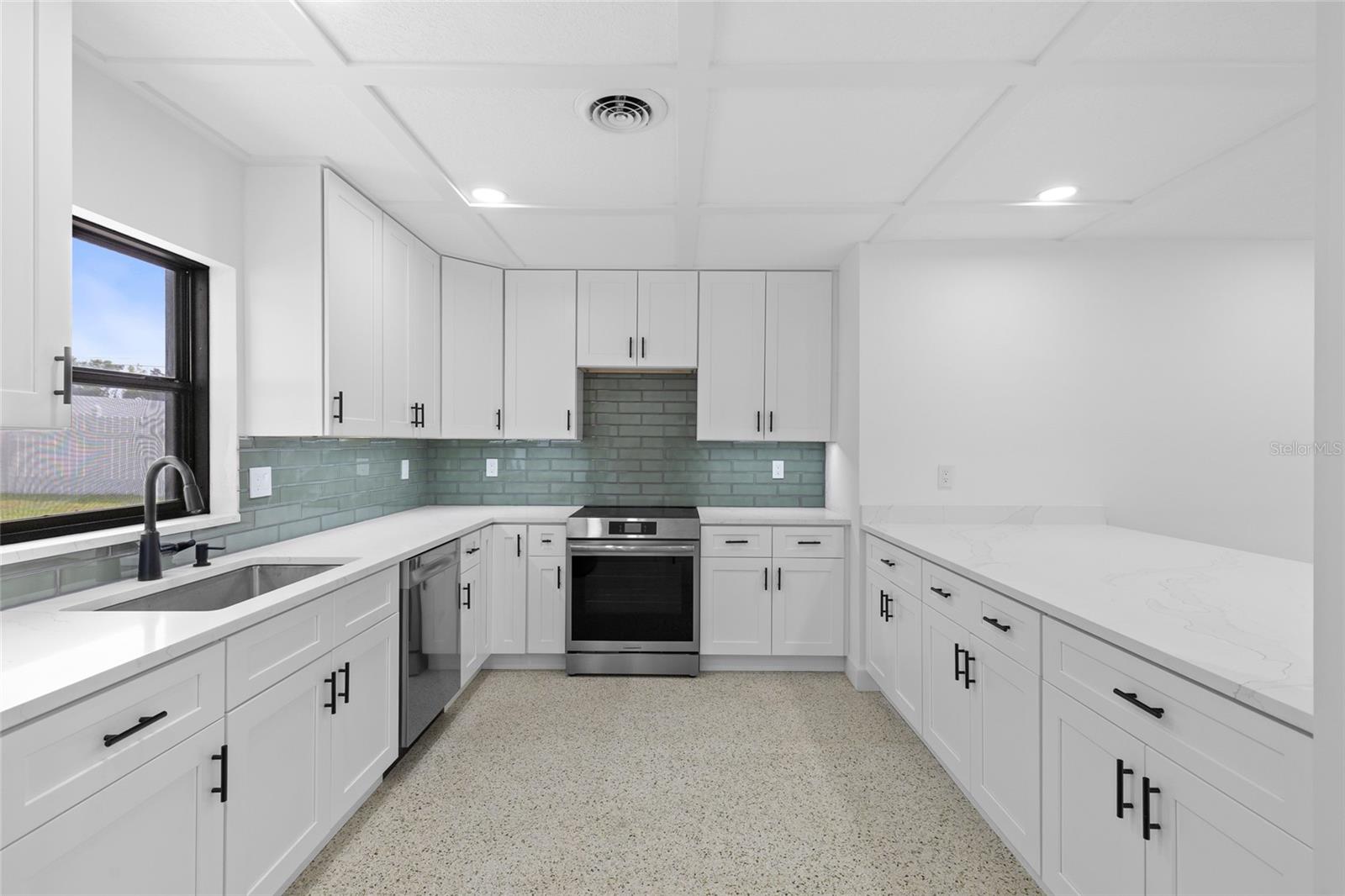 Image 10 of 40 For 909 Marabon Avenue