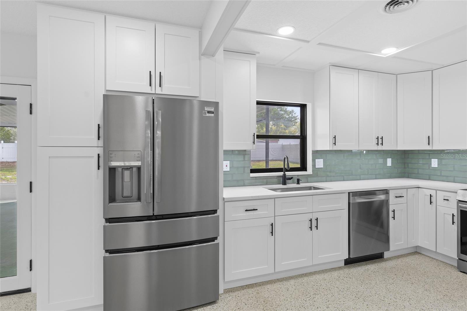 Image 12 of 40 For 909 Marabon Avenue