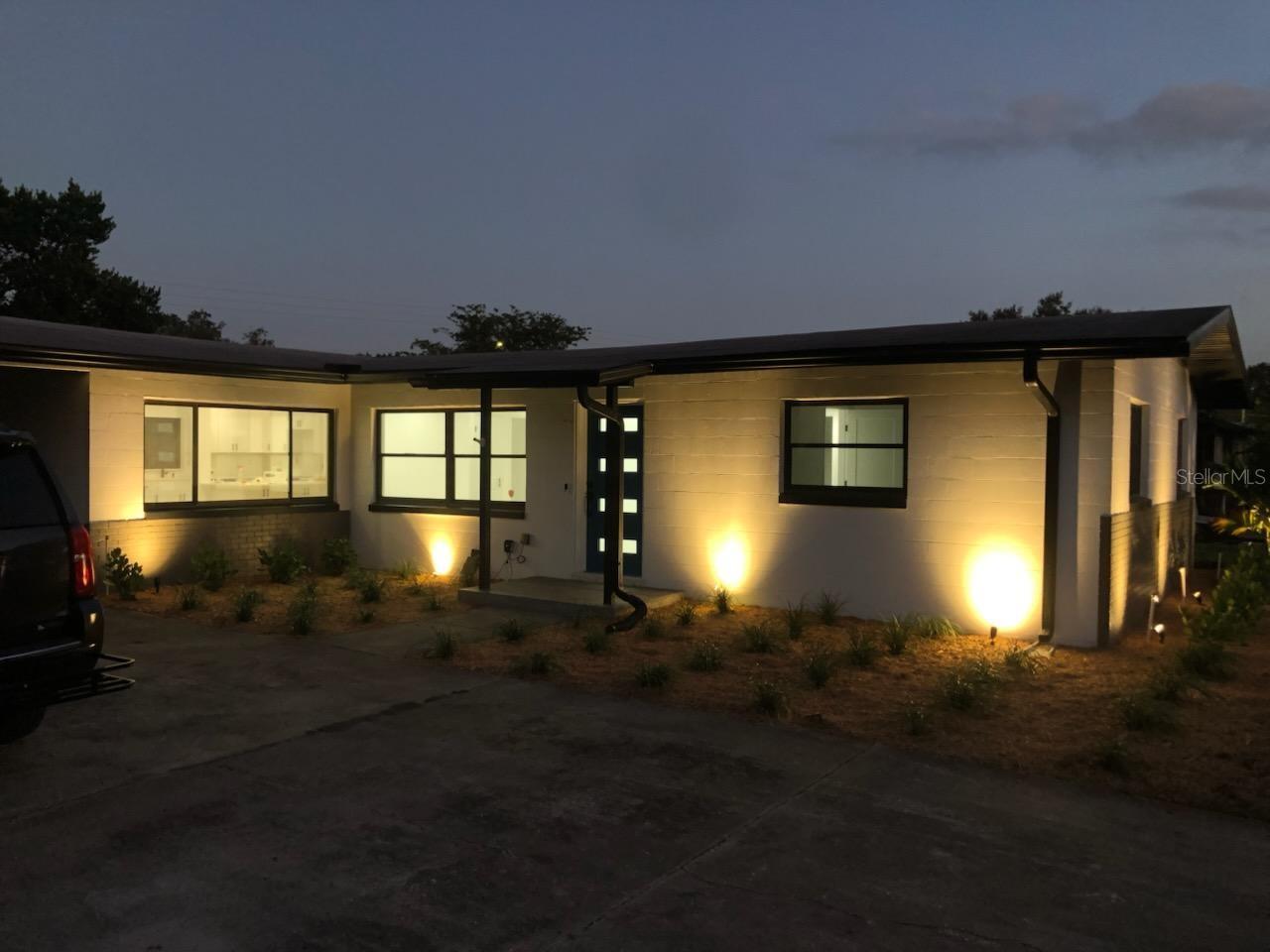 Image 33 of 40 For 909 Marabon Avenue