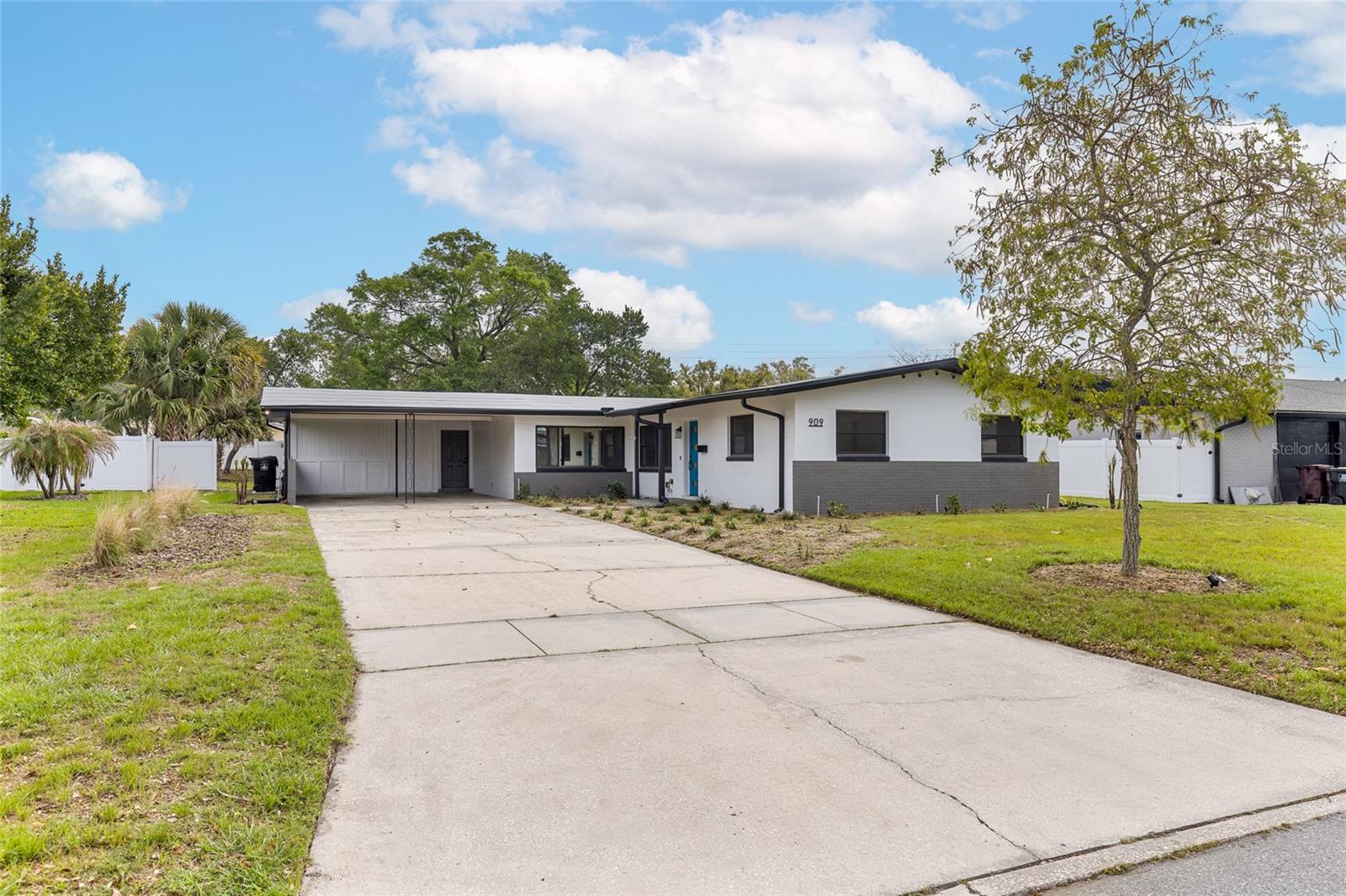 Image 40 of 40 For 909 Marabon Avenue