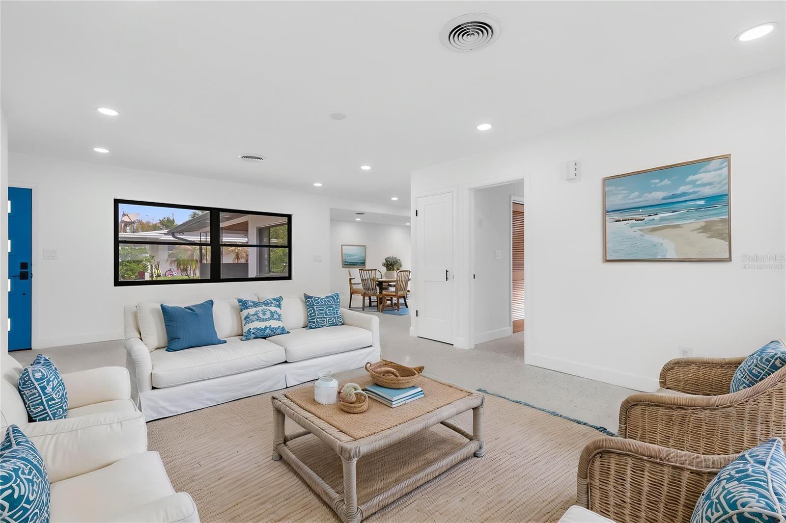 Image 6 of 40 For 909 Marabon Avenue