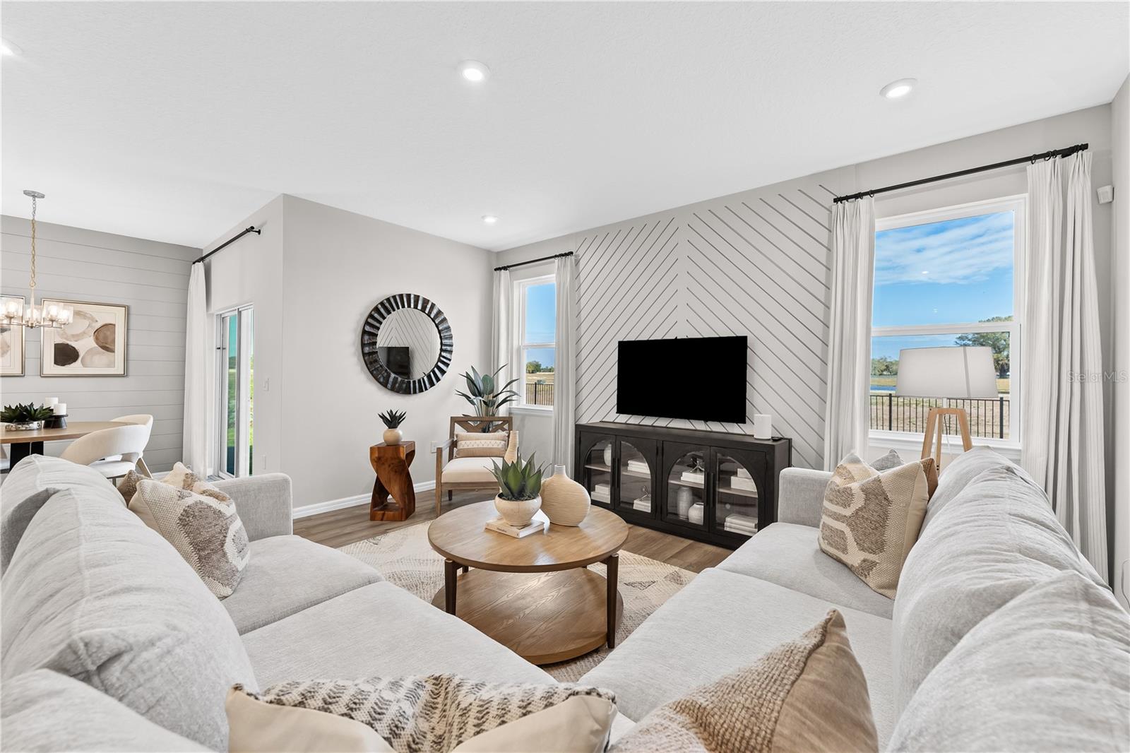 Image 17 of 40 For 3355 Viridian Circle